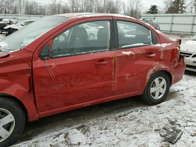 KL1TD5DE8AB091424 - 2010 CHEVROLET AVEO LS RED photo 9