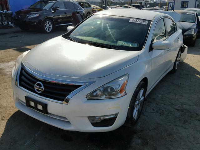 1N4AL3AP5EC142896 - 2014 NISSAN ALTIMA 2.5 WHITE photo 2