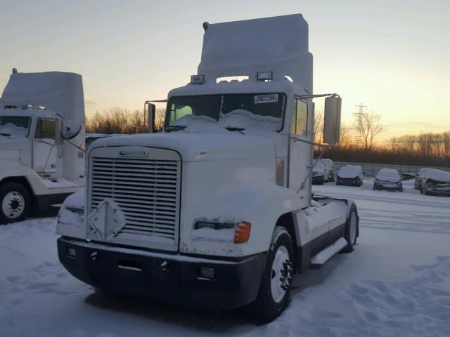 1FUWDMCA7XPA33052 - 1999 FREIGHTLINER CONVENTION WHITE photo 2