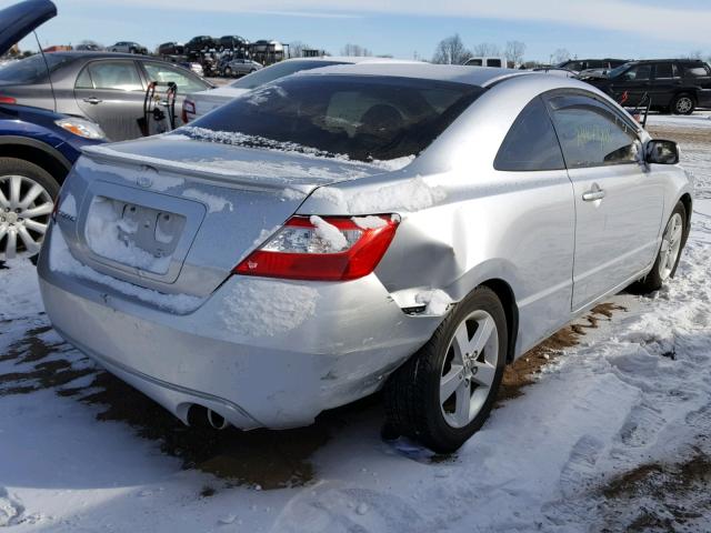 2HGFG11888H545677 - 2008 HONDA CIVIC EX SILVER photo 4