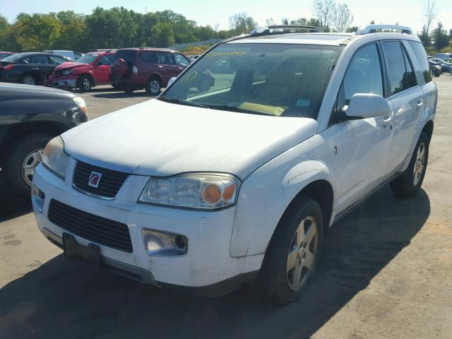 5GZCZ63436S828303 - 2006 SATURN VUE WHITE photo 2