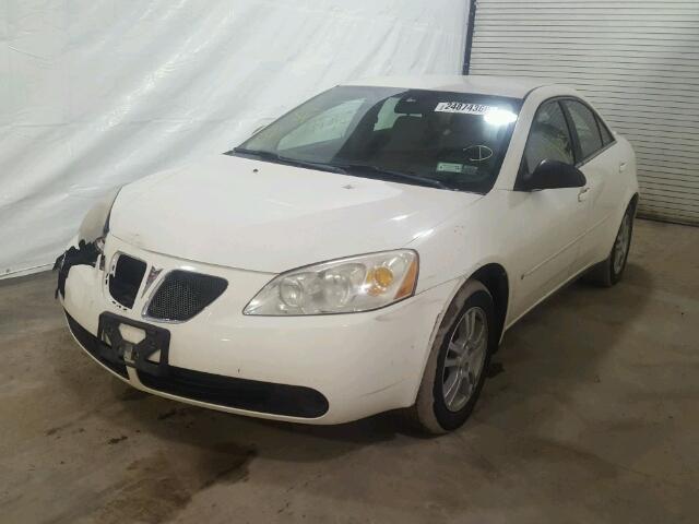 1G2ZF55B864201020 - 2006 PONTIAC G6 SE WHITE photo 2