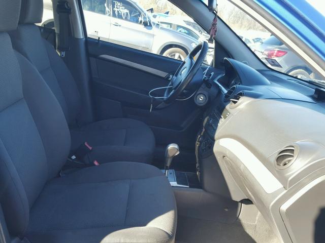 KL1TD56E59B692508 - 2009 CHEVROLET AVEO LS BLUE photo 5