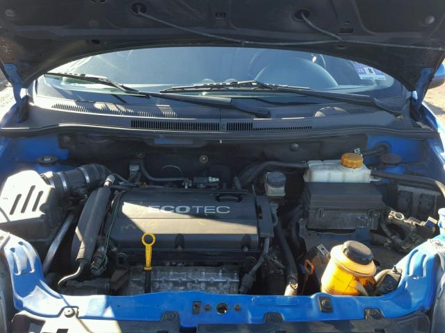 KL1TD56E59B692508 - 2009 CHEVROLET AVEO LS BLUE photo 7