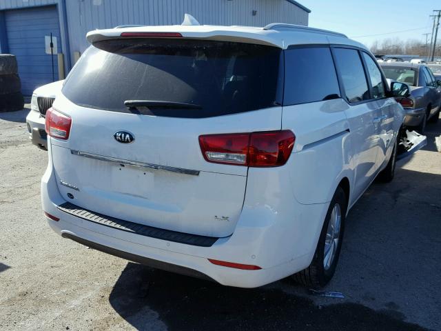 KNDMB5C16H6268086 - 2017 KIA SEDONA LX WHITE photo 4