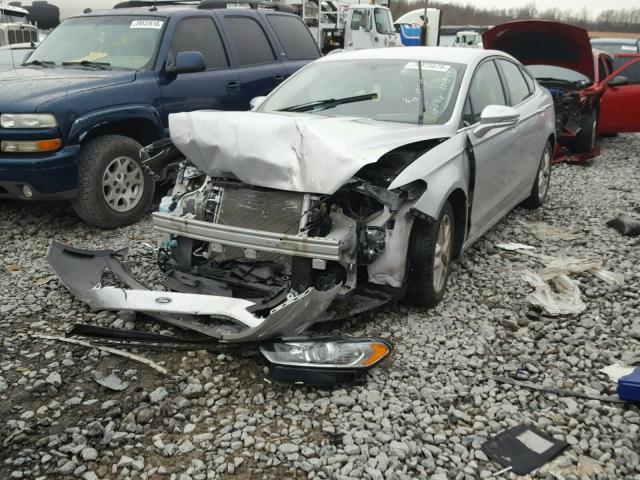 3FA6P0H72FR296015 - 2015 FORD FUSION SE SILVER photo 2