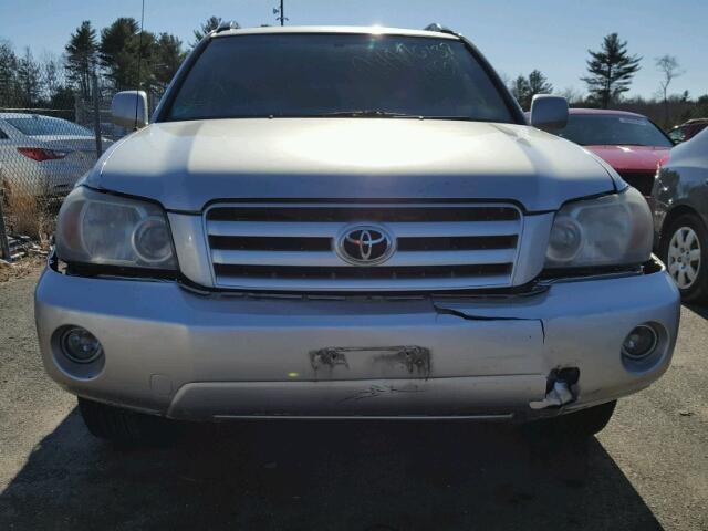 JTEDP21A750089472 - 2005 TOYOTA HIGHLANDER SILVER photo 9