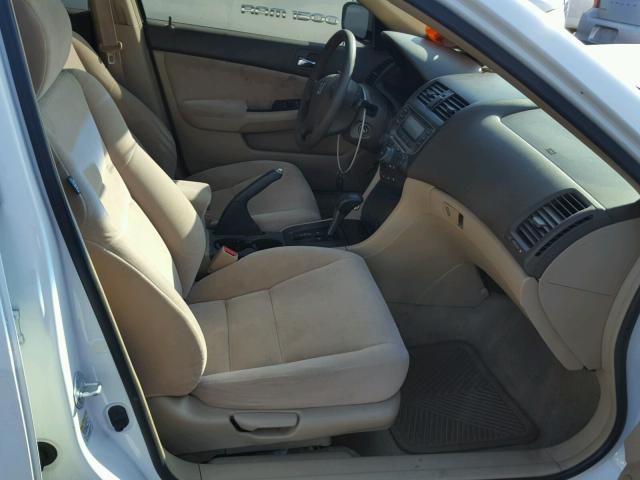 JHMCM56197C005767 - 2007 HONDA ACCORD VAL WHITE photo 5