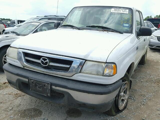 4F4YR16UX1TM09879 - 2001 MAZDA B3000 CAB WHITE photo 2