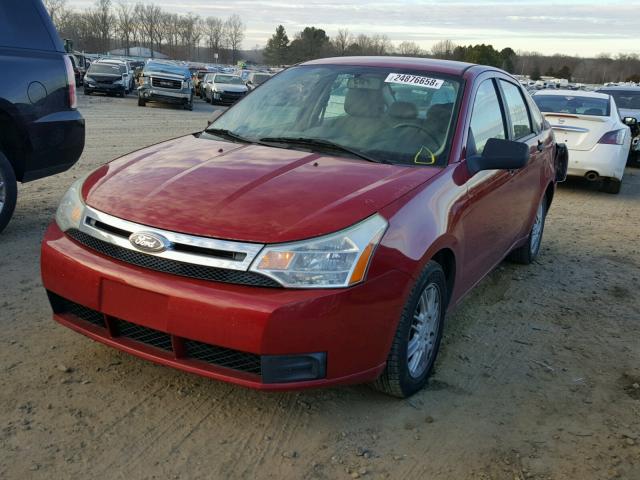 1FAHP3FN6BW128977 - 2011 FORD FOCUS SE RED photo 2