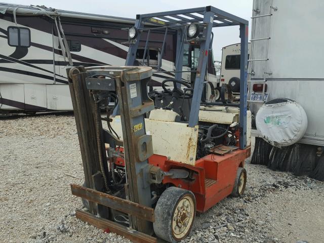 P178 - 1998 NISSAN FORKLIFT TWO TONE photo 2