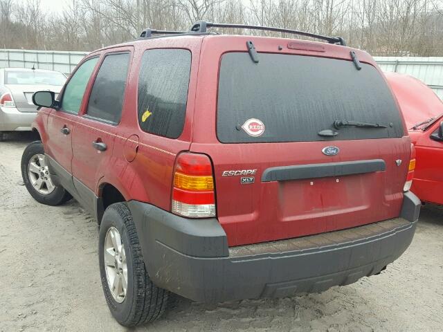 1FMYU93125KD17608 - 2005 FORD ESCAPE XLT RED photo 3