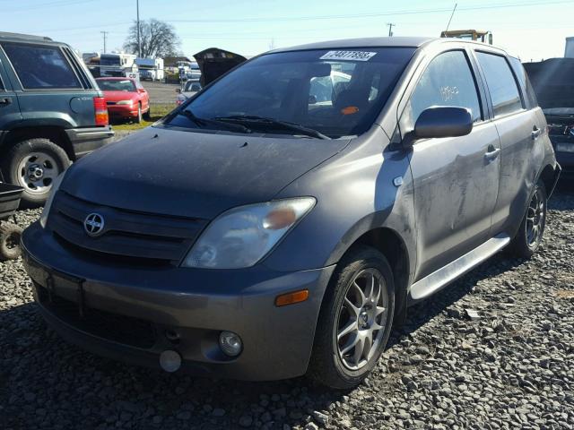 JTKKT624350108986 - 2005 TOYOTA SCION XA GRAY photo 2