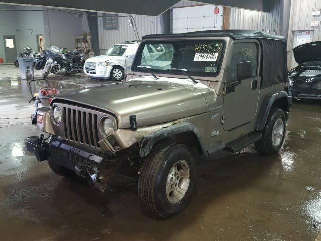 1J4FA49S62P774129 - 2002 JEEP WRANGLER / GRAY photo 2