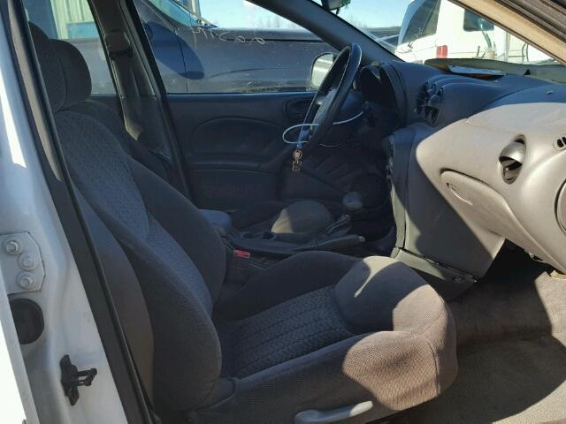 1G2NF52T61C202788 - 2001 PONTIAC GRAND AM S WHITE photo 5