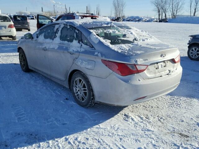 5NPEB4AC4DH656078 - 2013 HYUNDAI SONATA GLS SILVER photo 3