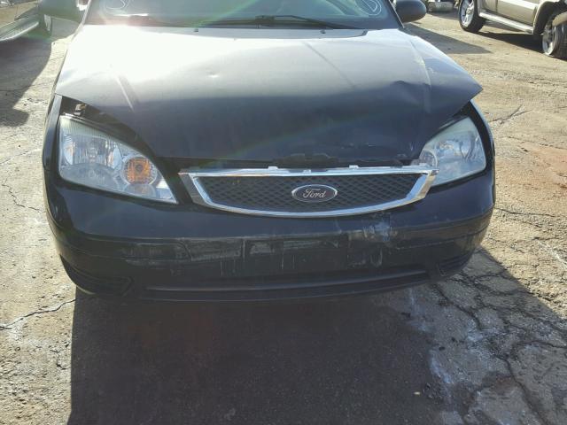 1FAFP31N17W264990 - 2007 FORD FOCUS ZX3 BLACK photo 9