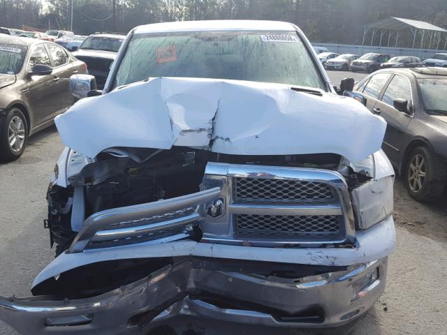 1D7RV1GT5BS506144 - 2011 DODGE RAM 1500 WHITE photo 9