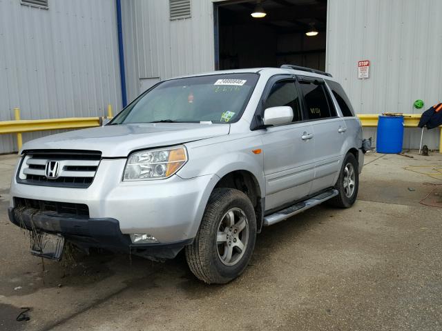 5FNYF28566B027226 - 2006 HONDA PILOT EX SILVER photo 2