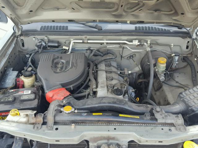 1N6DD26SX2C337381 - 2002 NISSAN FRONTIER K TAN photo 7