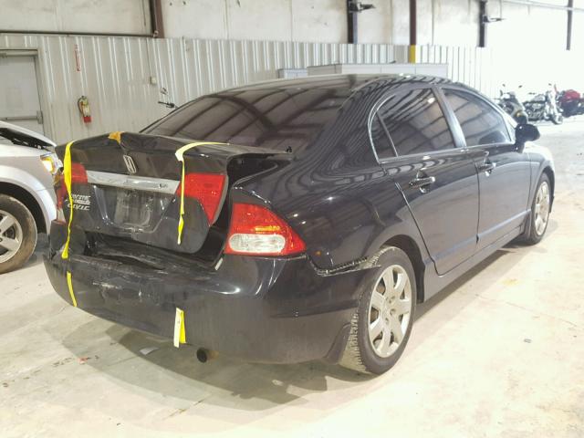 19XFA16509E033584 - 2009 HONDA CIVIC LX BLACK photo 4