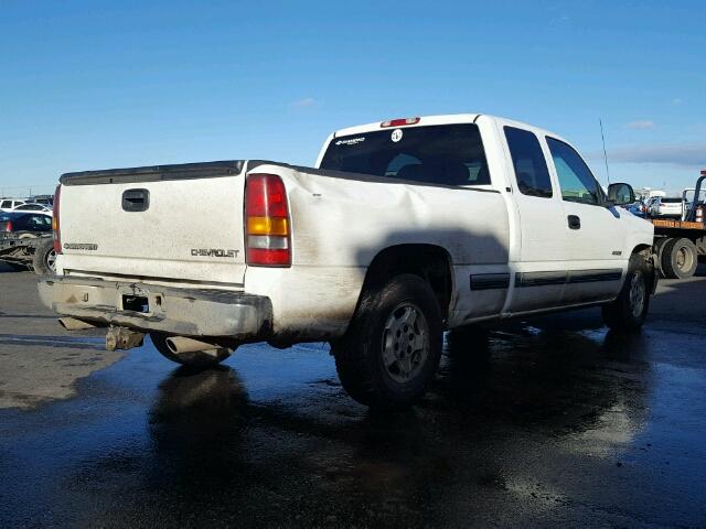 2GCEC19T511171557 - 2001 CHEVROLET SILVERADO WHITE photo 4