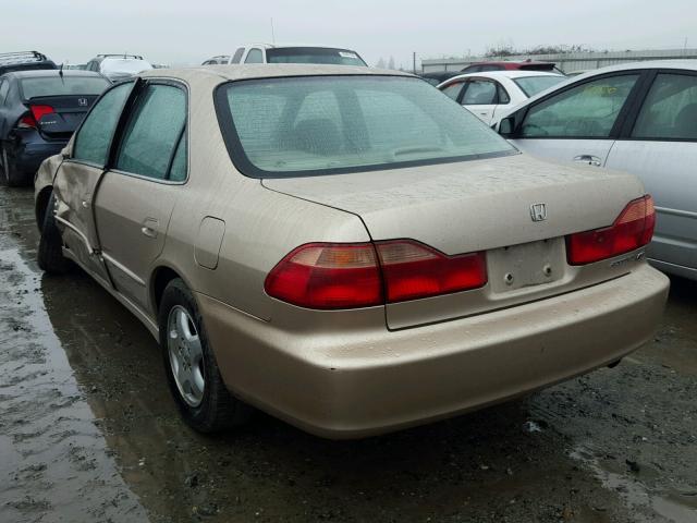 1HGCG1656YA081756 - 2000 HONDA ACCORD EX GOLD photo 3