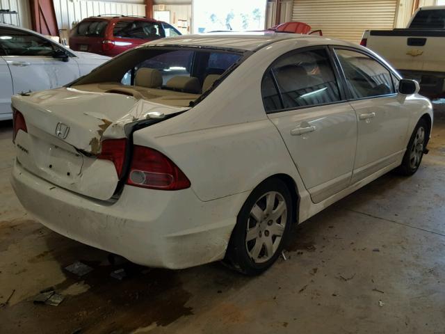 2HGFA16518H325944 - 2008 HONDA CIVIC LX WHITE photo 4