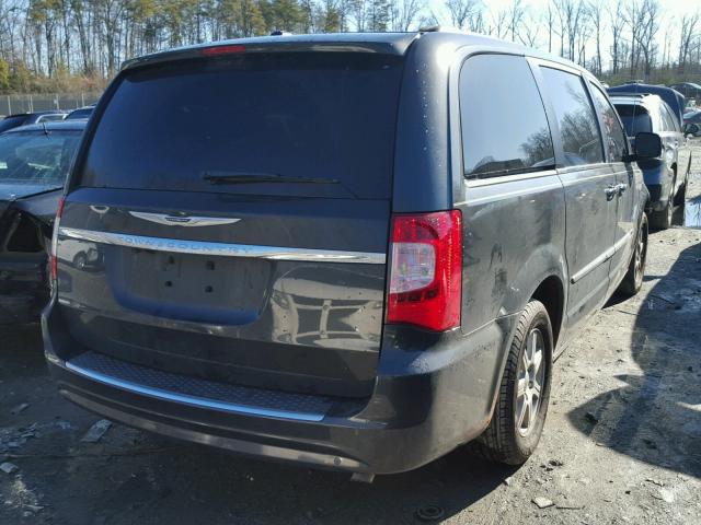 2A4RR5DG6BR688106 - 2011 CHRYSLER TOWN & COU GRAY photo 4