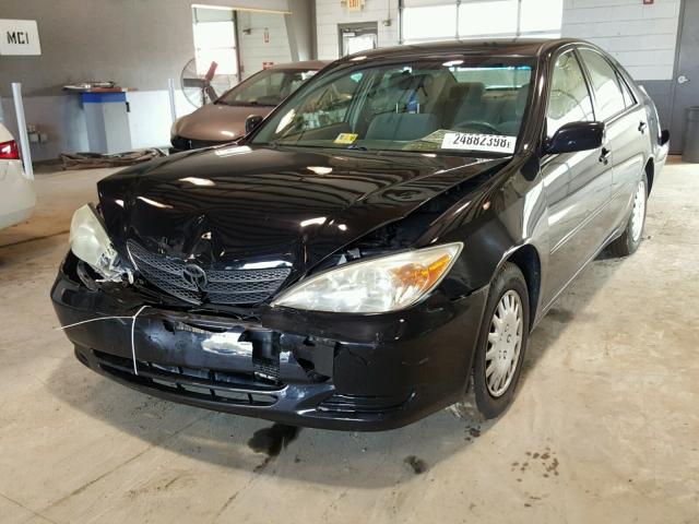 4T1BE32K64U324560 - 2004 TOYOTA CAMRY LE BLACK photo 2