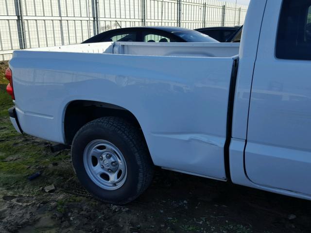 1D7RE2BK2BS666874 - 2011 DODGE DAKOTA ST WHITE photo 9