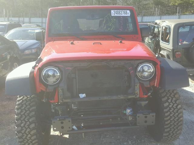 1C4BJWDG0FL764499 - 2015 JEEP WRANGLER U RED photo 9