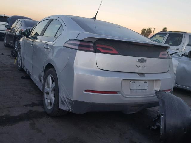 1G1RA6E43DU106159 - 2013 CHEVROLET VOLT SILVER photo 3