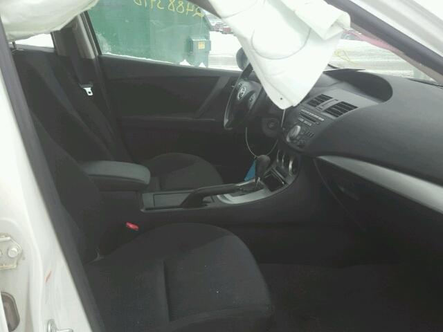 JM1BL1SF3A1230473 - 2010 MAZDA 3 I WHITE photo 5