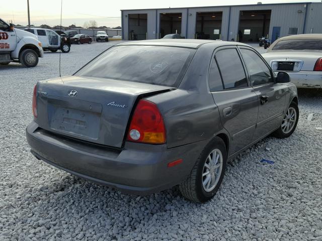 KMHCG45C04U559772 - 2004 HYUNDAI ACCENT GL GRAY photo 4