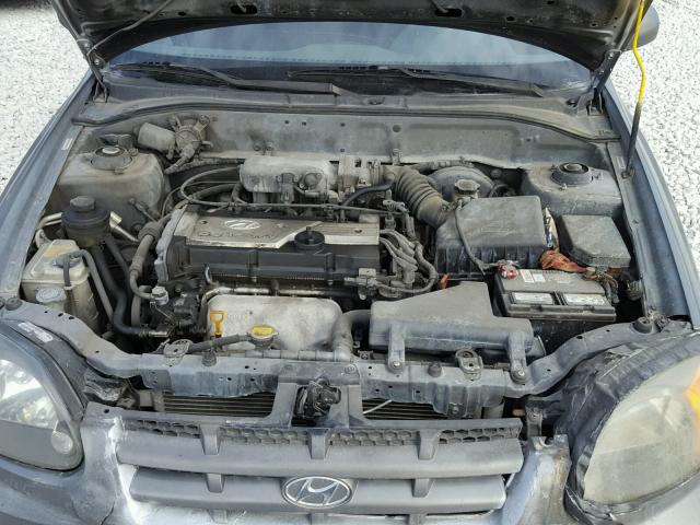 KMHCG45C04U559772 - 2004 HYUNDAI ACCENT GL GRAY photo 7