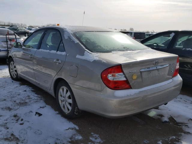 4T1BE30K33U689649 - 2003 TOYOTA CAMRY LE BEIGE photo 3