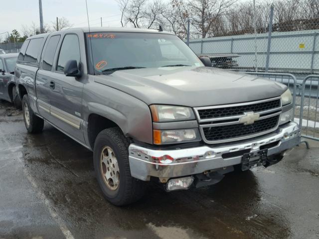 1GCEK19T36Z182218 - 2006 CHEVROLET SILVERADO SILVER photo 1