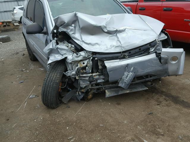 2CNDL23F666145527 - 2006 CHEVROLET EQUINOX LS SILVER photo 9