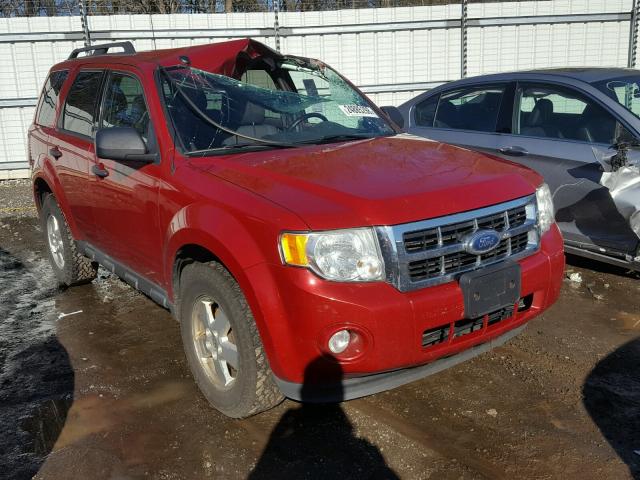 1FMCU9D77BKC38508 - 2011 FORD ESCAPE XLT RED photo 1