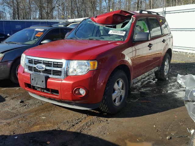 1FMCU9D77BKC38508 - 2011 FORD ESCAPE XLT RED photo 2