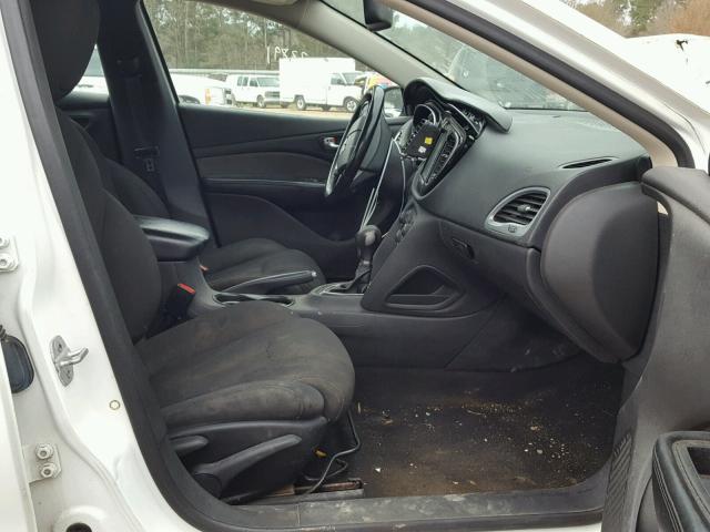 1C3CDFBA4DD347781 - 2013 DODGE DART SXT WHITE photo 5