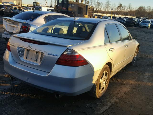 JHMCN36477C001678 - 2007 HONDA ACCORD HYB SILVER photo 4