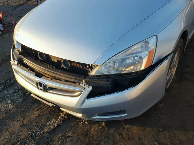 JHMCN36477C001678 - 2007 HONDA ACCORD HYB SILVER photo 9