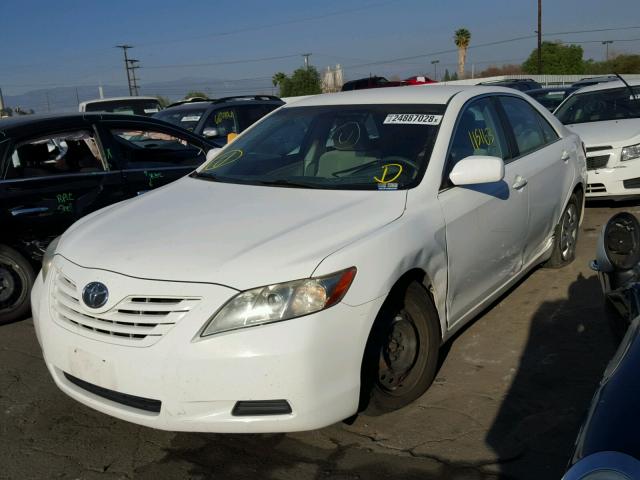 4T4BE46K38R041268 - 2008 TOYOTA CAMRY CE WHITE photo 2