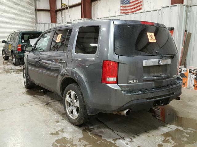 5FNYF4H44CB063060 - 2012 HONDA PILOT EX GRAY photo 3