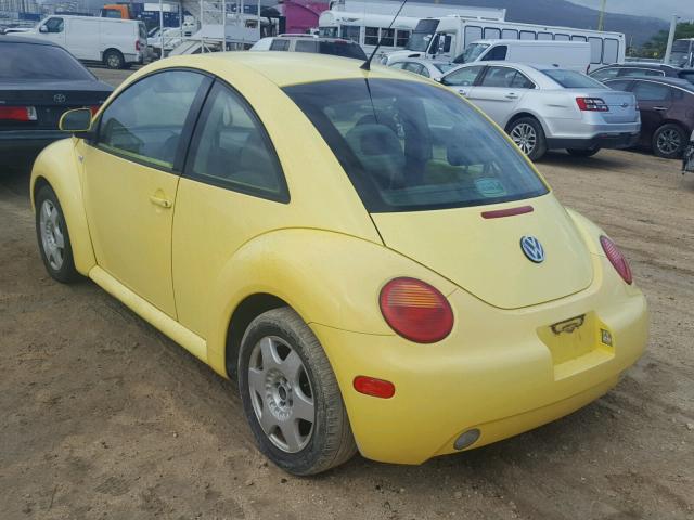 3VWCC21C1XM431959 - 1999 VOLKSWAGEN NEW BEETLE YELLOW photo 3