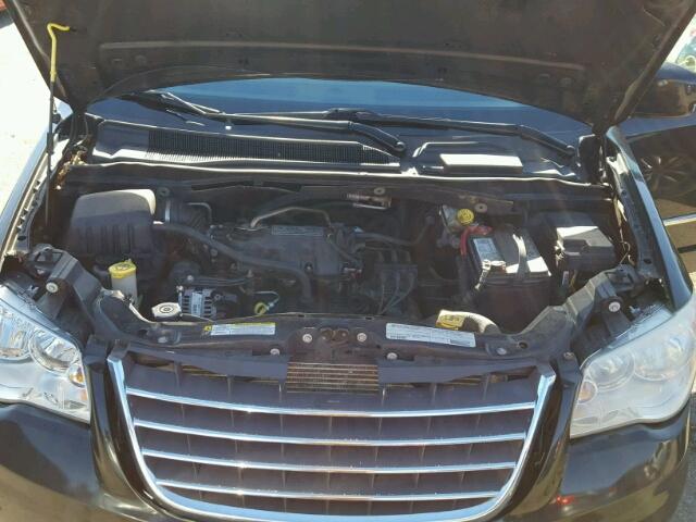 2A4RR5D15AR491499 - 2010 CHRYSLER TOWN & COU BLACK photo 7