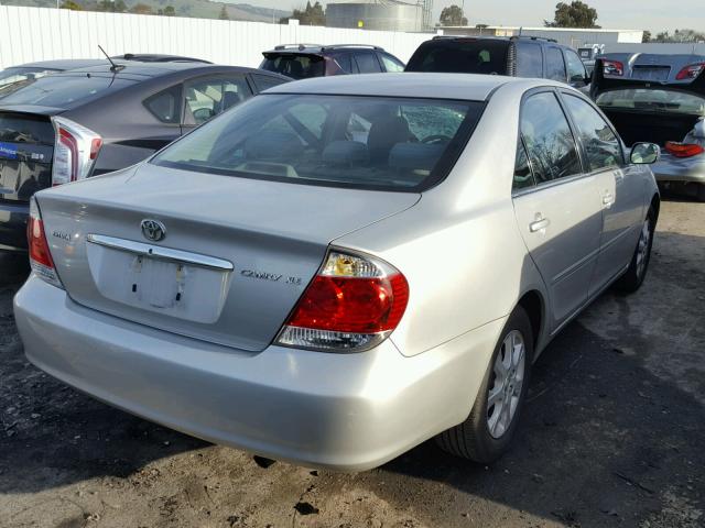 4T1BE30K85U953189 - 2005 TOYOTA CAMRY LE SILVER photo 4