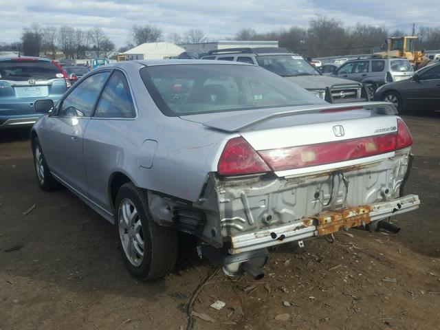 1HGCG22572A033749 - 2002 HONDA ACCORD EX SILVER photo 3